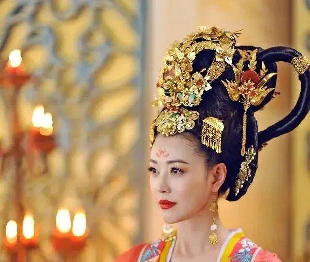 中分|事实证明，拖垮古装剧女演员美貌的不是“梳平”，而是“发包”啊