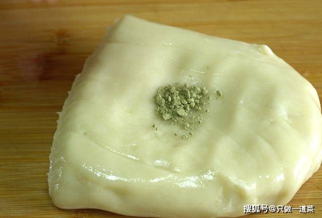 天气|适合天热吃的小零食：一蒸一卷，软糯筋道，冰凉爽口，放一周不硬
