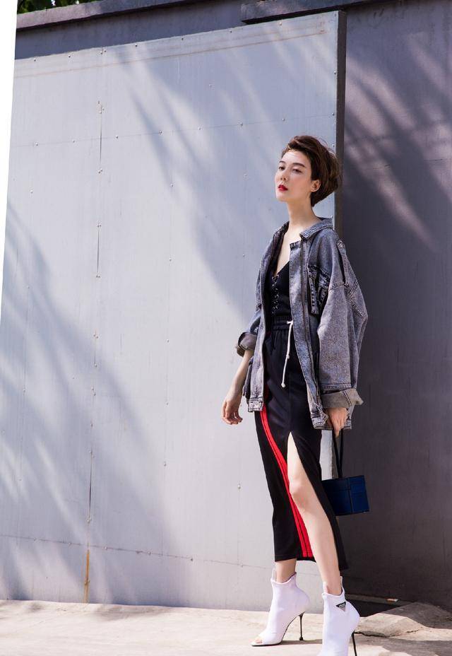 色调|车晓晒回家过年照,头发黏腻好像没洗头:慵懒美感就是这么来的!