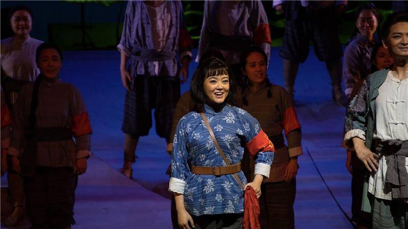 张国勇|贵阳交响乐团亮相国家大剧院携手国内一线歌唱家深情唱响＂洪湖水＂