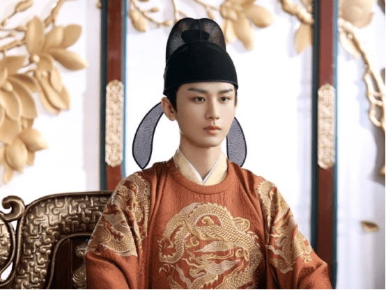 男星|古装红衣美男，龚俊、杨洋、肖战等男星，谁是你心头的朱砂痣？