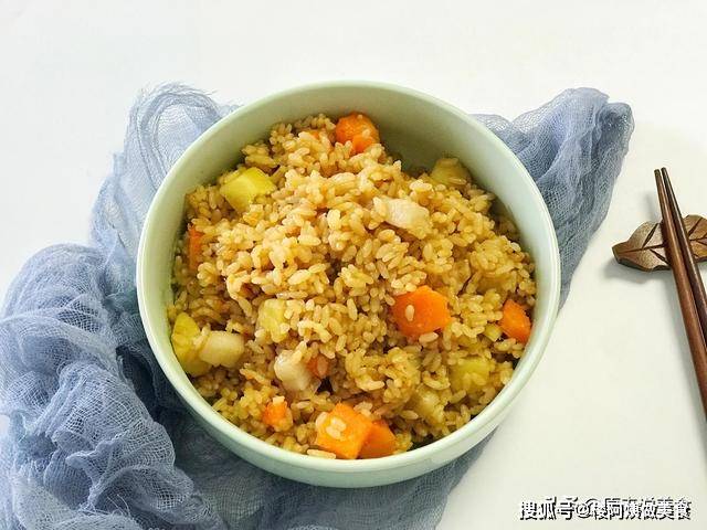 电饭煲焖饭教程视频 618e35ed1cf24afaa40a3ade24b027af.jpeg