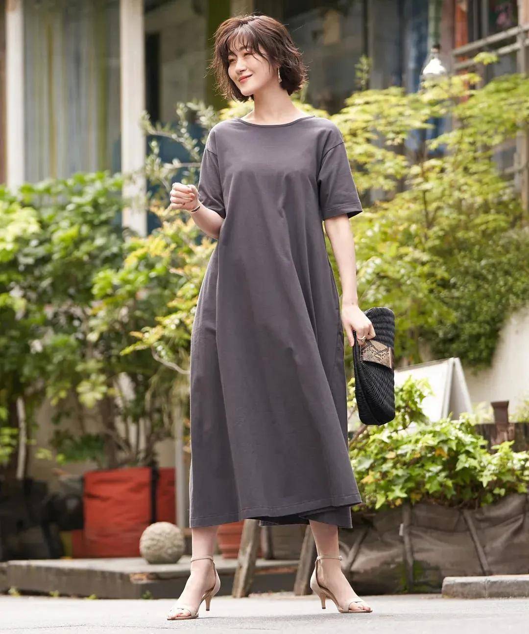 品位|年轻妈妈早秋更爱的显高搭配，简约耐看自然舒服，适合30岁以上！