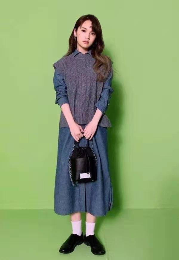 杨丞琳|杨丞琳戴口罩穿小熊衣，过年坚持运动，室内也要又美又安全！