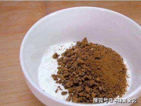 做法|早餐别吃油条了，教你新做法，揉一揉烙一烙，简单好做香软还营养