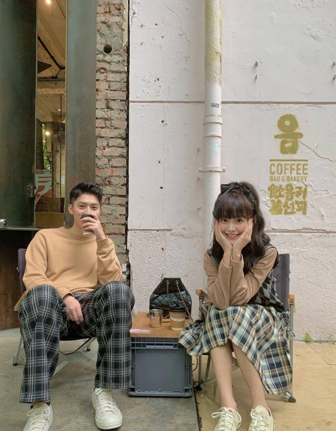 幺妹|被荣耀夫妇甜到上头的姑娘不得不说，杨洋和热巴真的是绝配了