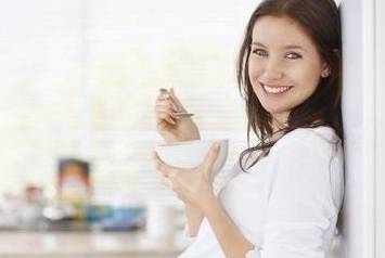 因为|婆婆赌气44岁生二胎，和儿媳同一天进产房，宝宝降生后全家乱套