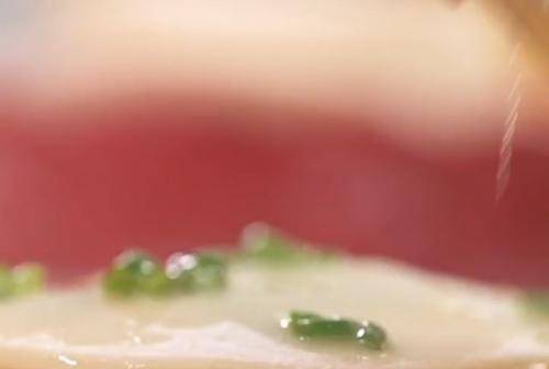 方法|不用和面，2步做出葱油饼，酥脆喷香，家人抢着吃