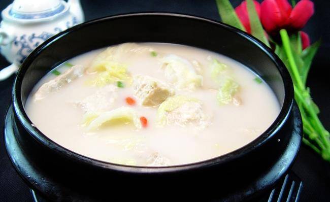 炖豆腐怎么炖才豆腐嫩软 28d68853e51c4043a2a495d9a510f193.jpeg