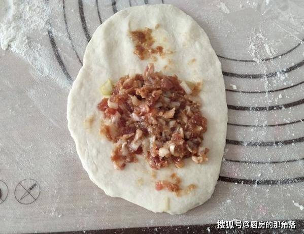花椒|开学季营养早餐，就吃猪肉馅饼，皮薄馅香味美，让孩子爱上吃早餐