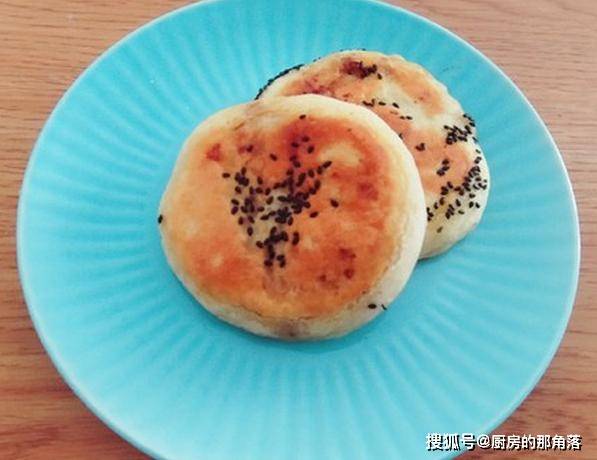 花椒|开学季营养早餐，就吃猪肉馅饼，皮薄馅香味美，让孩子爱上吃早餐