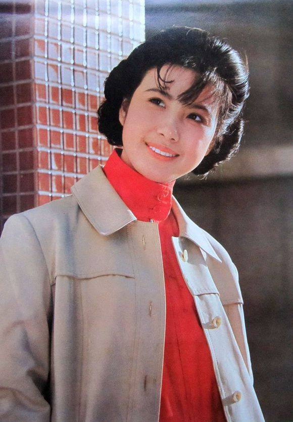 因枣花走红一嫁名导汪俊二嫁画家终获幸福吴玉华如今咋样了