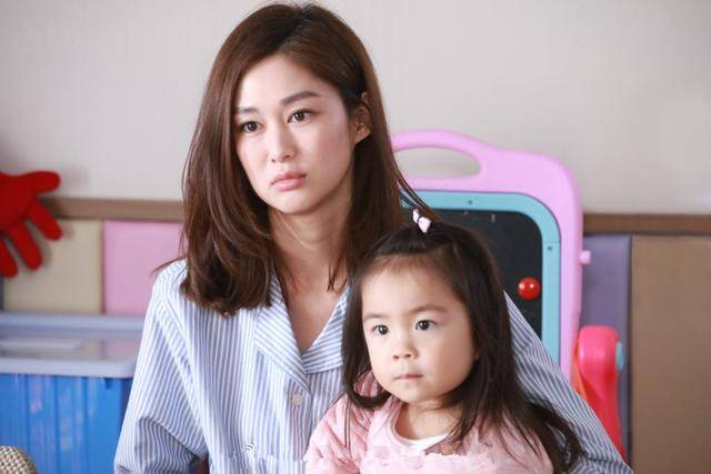 观众|《宝宝大过天》翡翠台首播，幼升小主题，不同的场景，同样的焦虑！