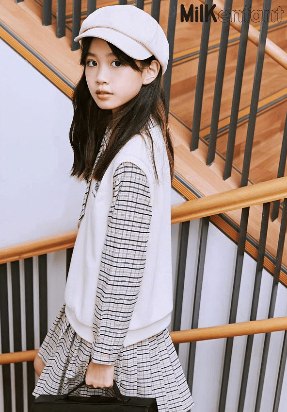 女儿|星二代中就服钟丽缇女儿颜值，没成年有“女主脸”，可以直接出道