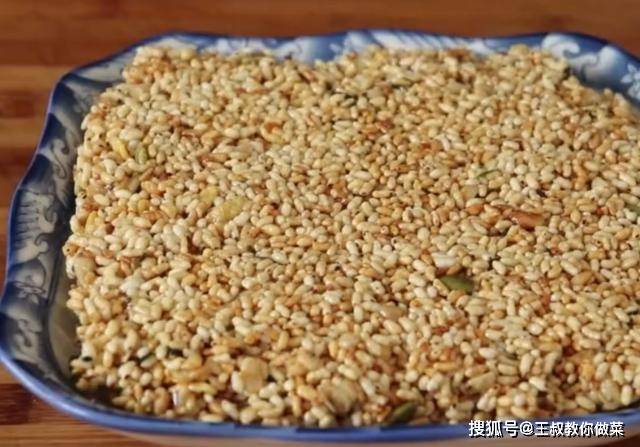 做法|把1碗大米倒进油锅,瞬间变美味小零食,越嚼越香,做法超简单!