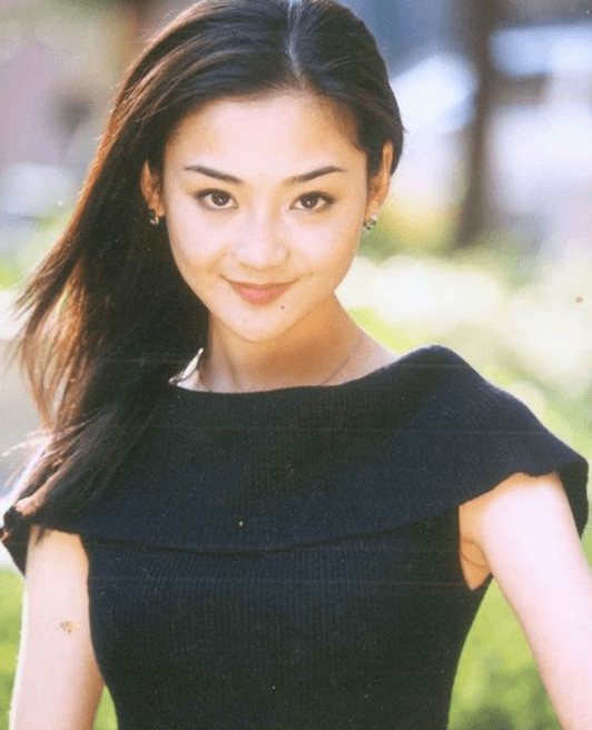 关晓彤外她也是演技派童星,曾红极一时,长大未变残却没了名气_董蓉蓉