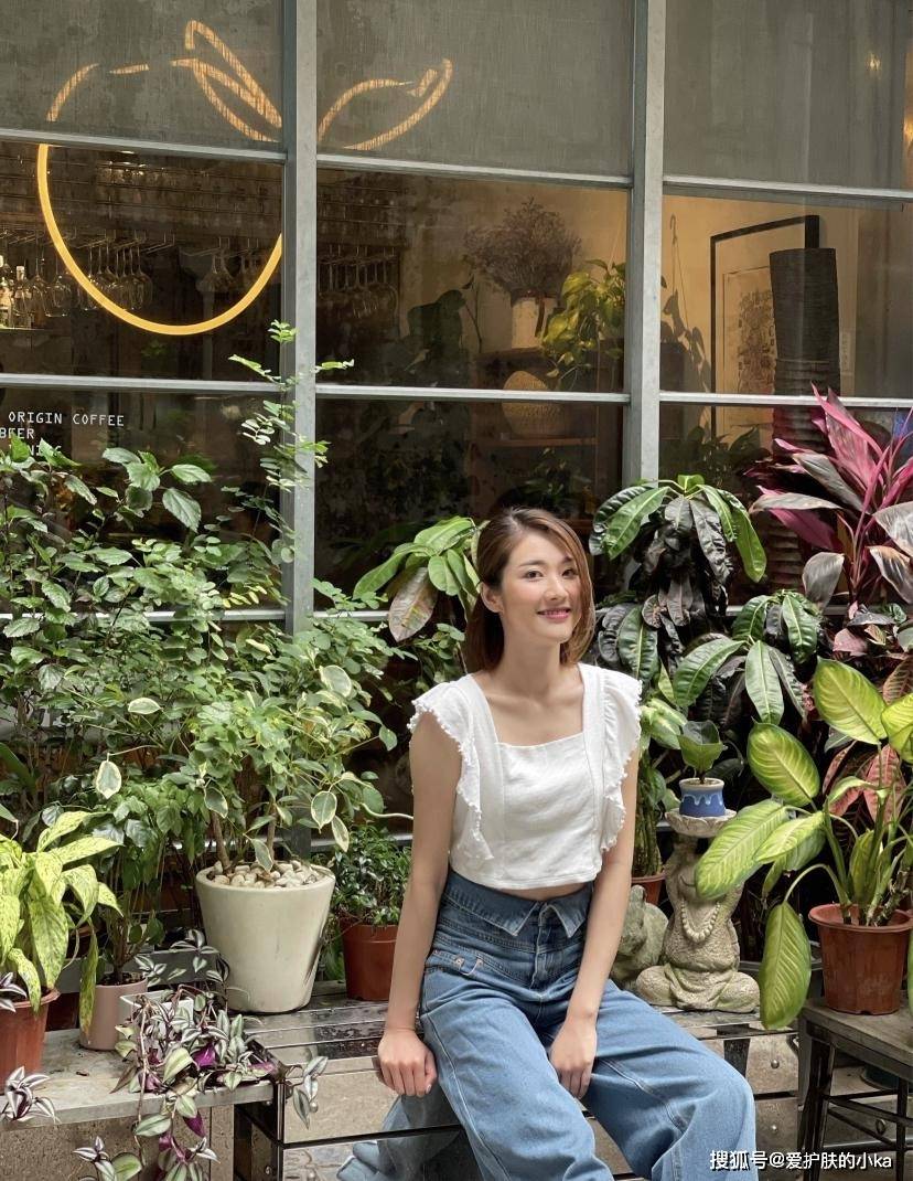 时尚|分享3个“自然搭配”法则，看起来普通，穿上身高级又不失时尚感