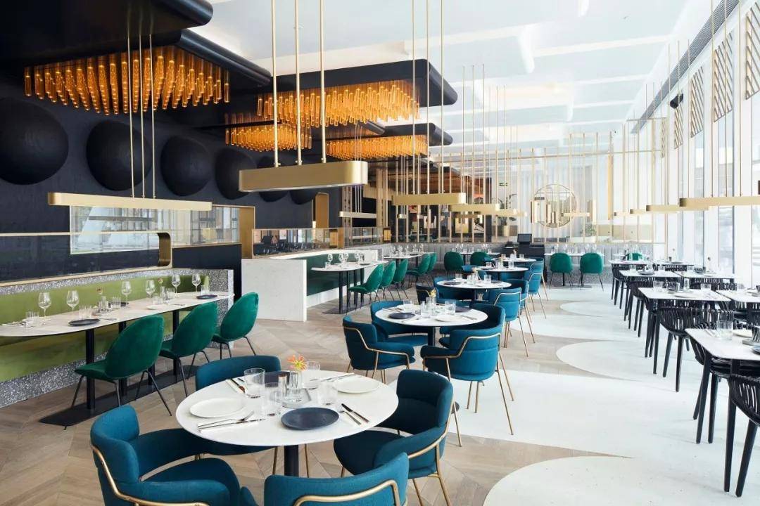 褐色|今年秋冬流行色的高阶穿法来了！巨美巨高级，谁穿都美！！