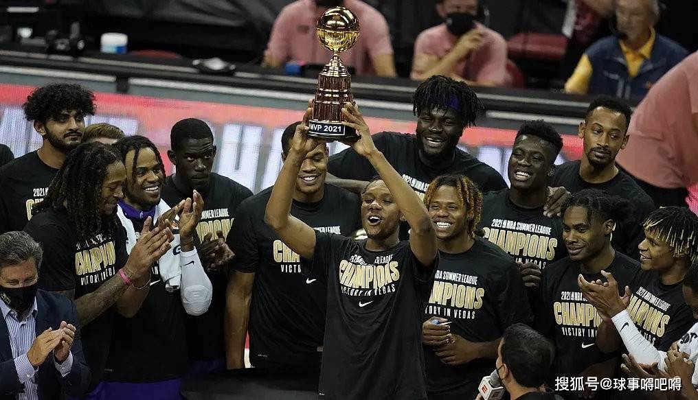 哈登获赛季个人第10个三双|联盟第一！没有。 联盟第2！  3换4交易真是双赢，他要抢西部奖