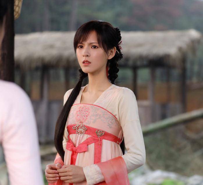 琉璃演员生图司凤气质大变玲珑五官精致袁冰妍颜值是真实存在的