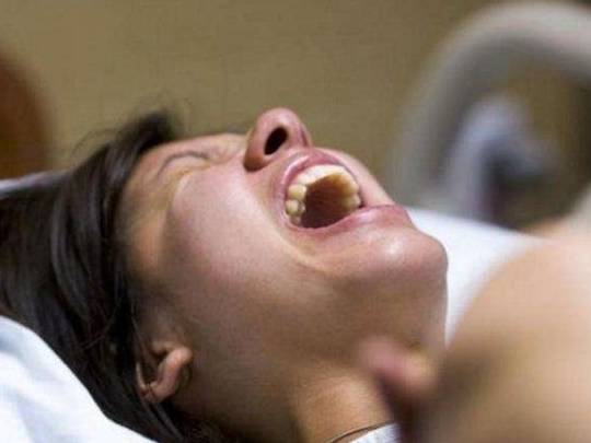 进行|怀孕期间，夫妻可以“同房”吗？医生：适当的亲热有这3大好处