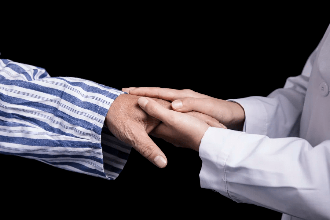 节日|医路漫漫 砥砺前行——写在医师节的话