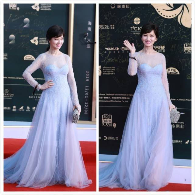 姐妹|赵雅芝保养得真好，穿着一件浅蓝色梦幻纱裙，看上去端庄又优雅