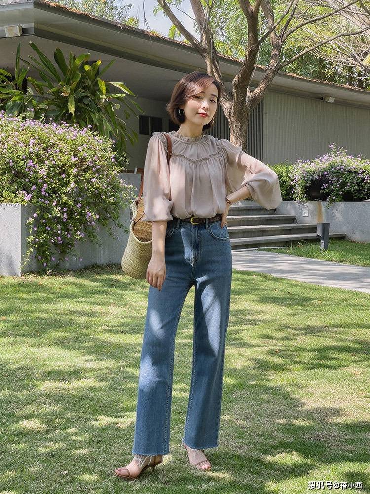 小白|这才是衣橱里的“无龄感裤子”,百搭又时髦,什么年龄都可以穿