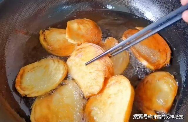 做法|自从学会鸡蛋饼这新做法，我家早餐10分钟搞定，柔软劲道凉了不硬