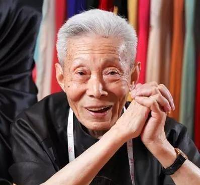 褚宏生|最后的上海裁缝：做了82年旗袍，从胡蝶到巩俐，一生已成绝唱