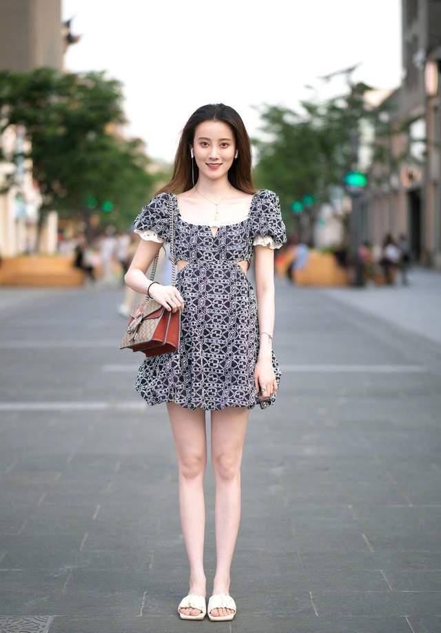 穆勒|穿不了高跟鞋没关系，多穿这几双“平底鞋”，随性时髦显高不累脚