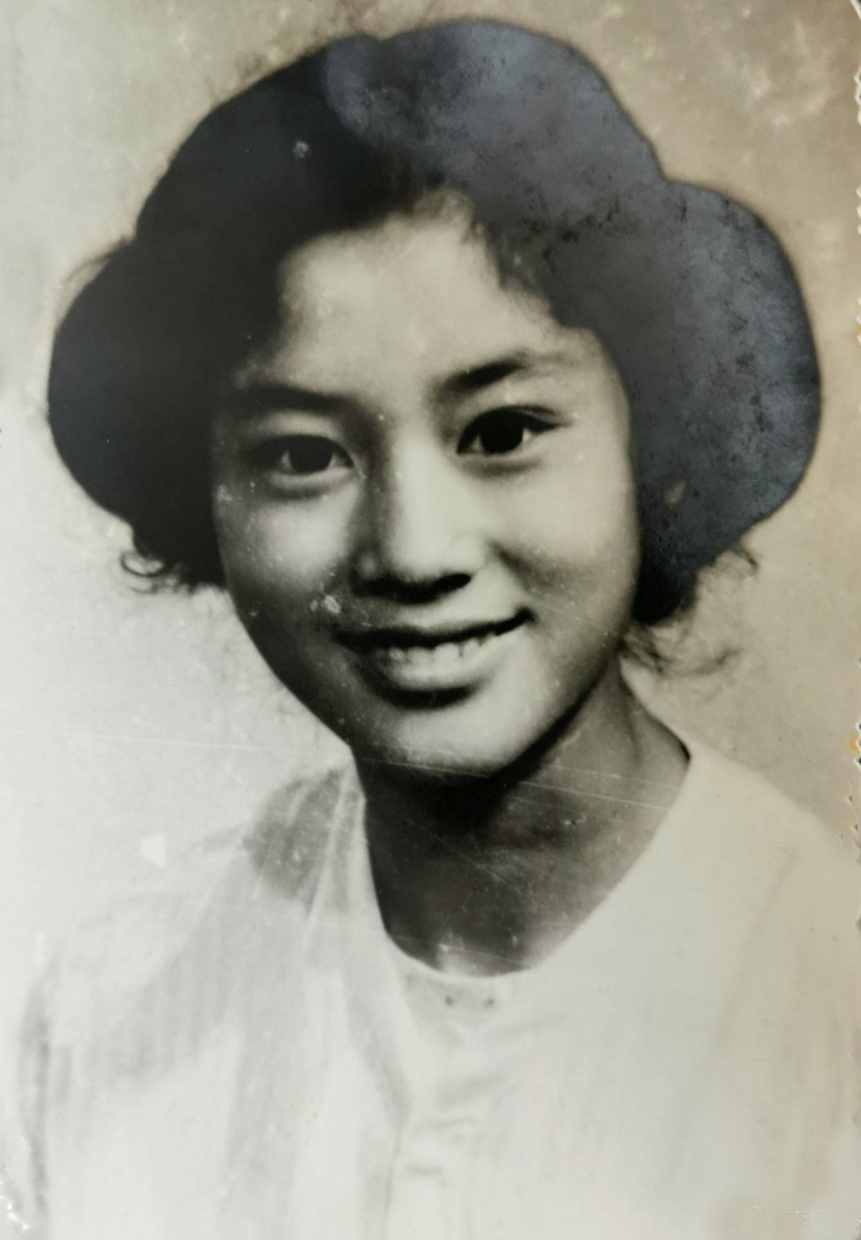 电影|80年代女星李凤绪：曾拒绝阿兰·德龙求婚，现在生活状况怎样？