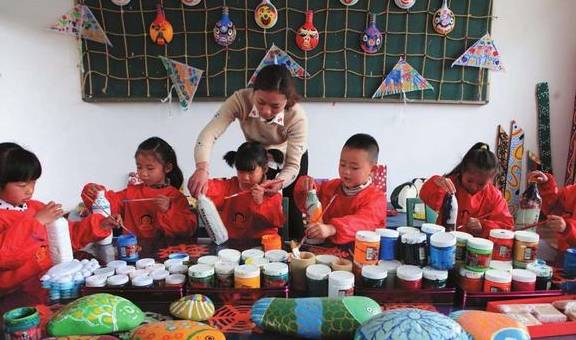 什么|幼儿园的5种“冷暴力”，孩子默默承受心里苦，家长却一无所知