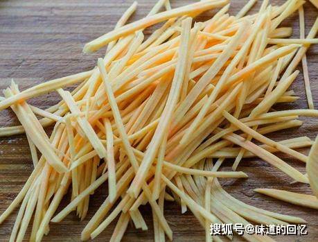 做法|早餐别再吃油条,试试这,不煮不炸,10分钟就做好,通便还减肥