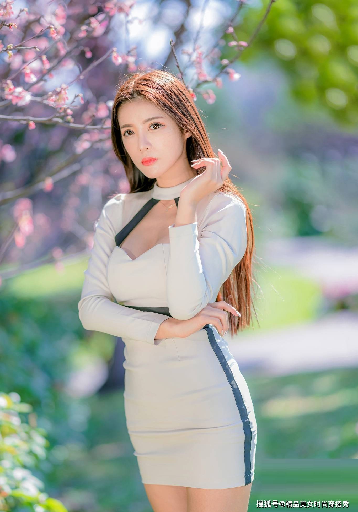 名媛|高端大气而不失优雅的连衣裙，既有名媛气质，又有妩媚女人味