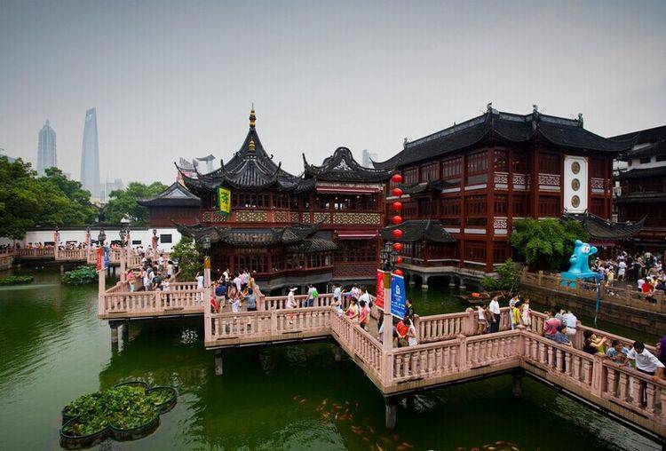 杭州的“网红”人造景区，票价高达300元，游客却“争着过来”