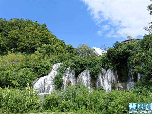 溶洞|游溶洞、观水秀、草地露营、花海漫步……一起体验花溪的风光绮丽