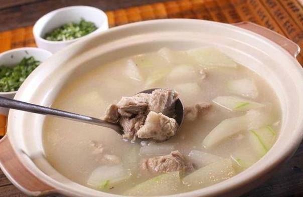 排骨汤怎么炖好吃又补 a619cab3116c448891fc47e41308366c.jpeg