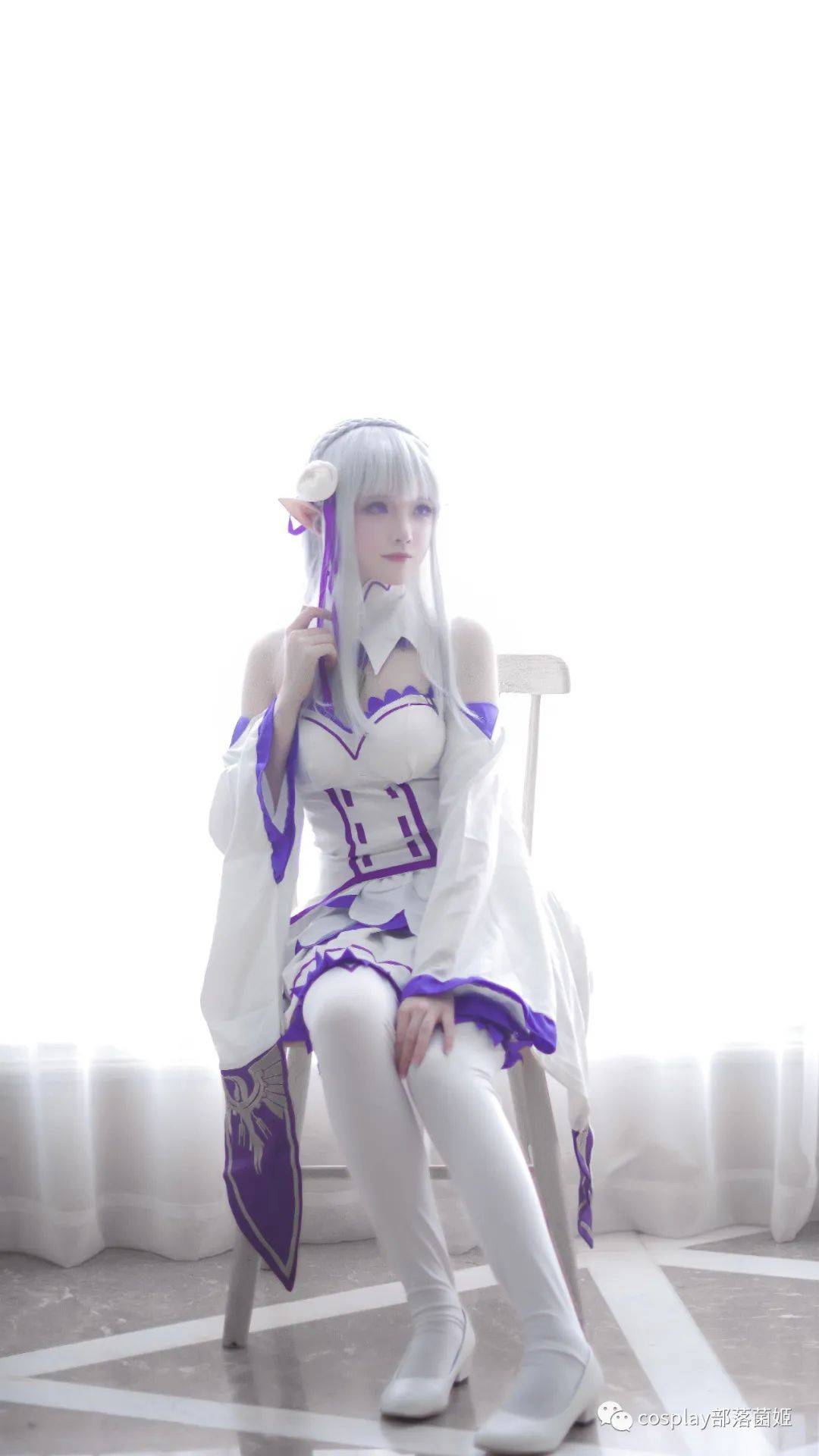 cos美如画艾米莉亚cos正片黑然