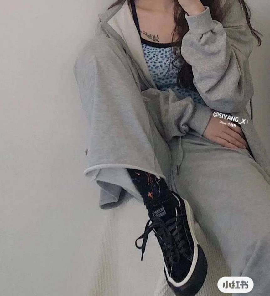 国货|穿国货潮鞋的女生，真的很Low吗？