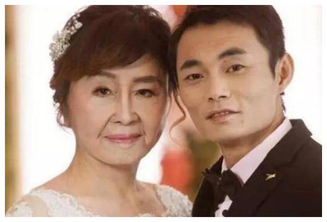 节目组|17年前，产后变成“老太太”的胡娟，如今“重获新生”收获真爱