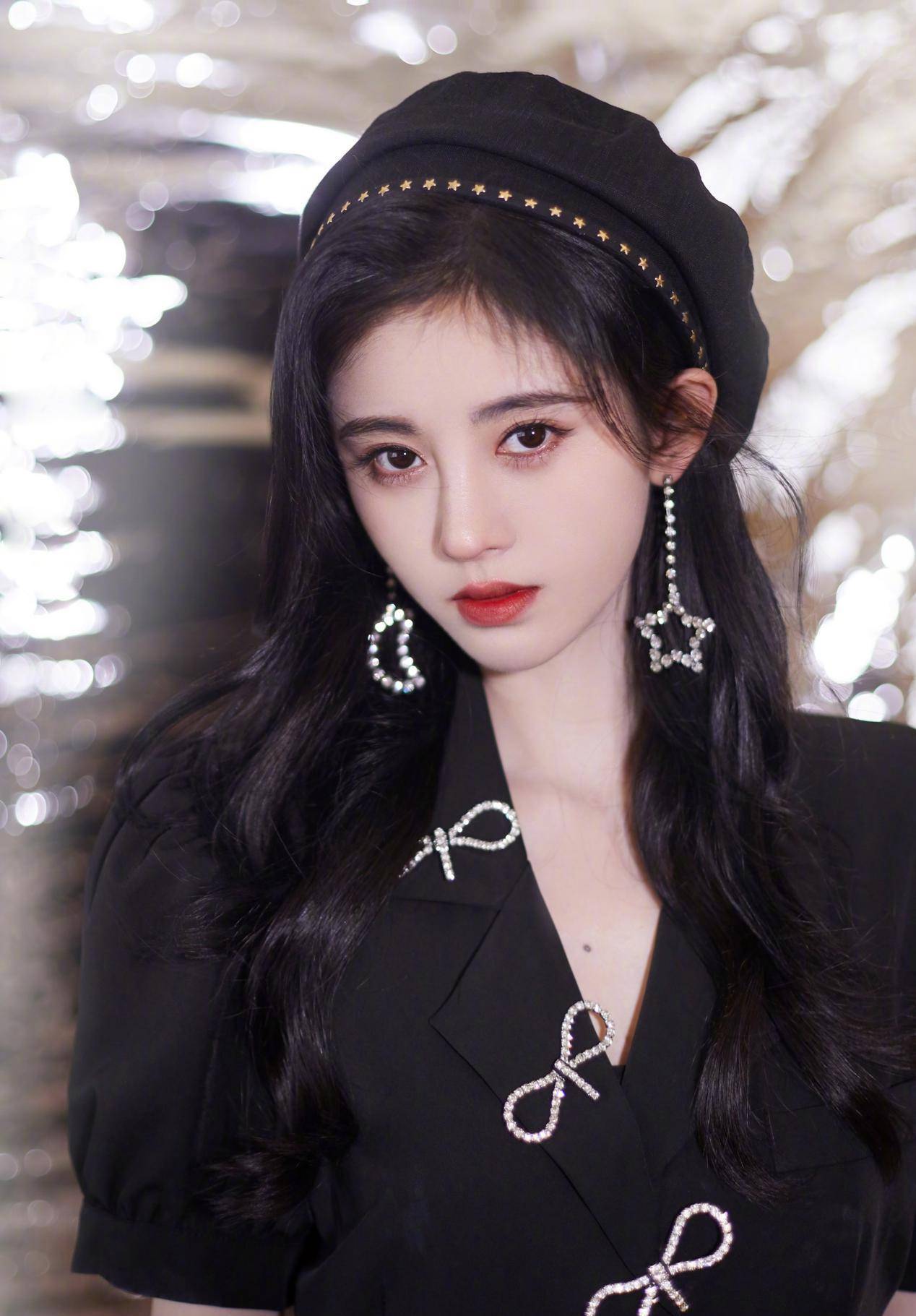 卷发|奔五的女人远离这3种“发型”，特别是第2种，显老还容易掉头发