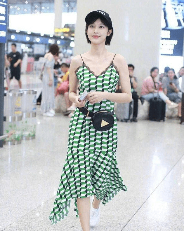 档次|方媛审美提高不止一个档次,一袭白裙满满仙女风