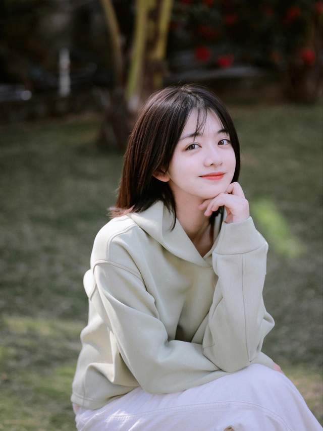 设计|早秋想要穿出甜美少女风，这几件外套一定少不了！想不时髦都难