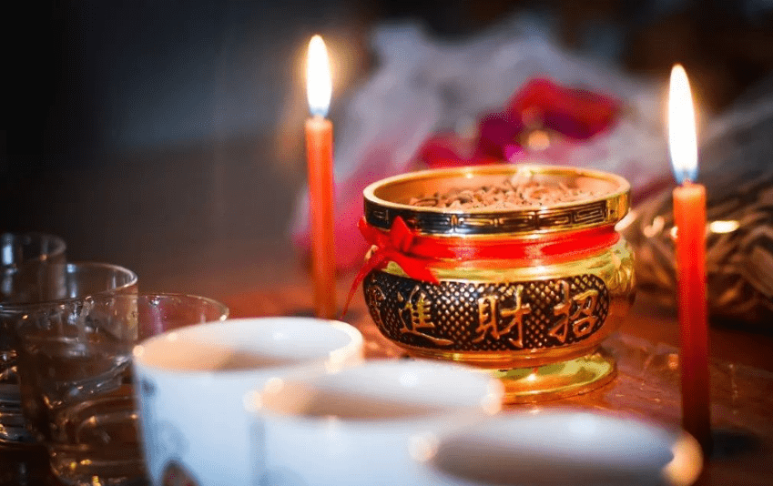 纸钱|中国人祭祖为何烧纸钱？