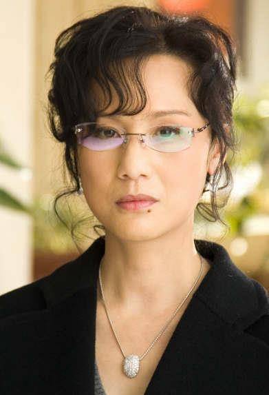名字|她是古装第一美人，与导演同居多年未果，如今61岁去世无子成遗憾