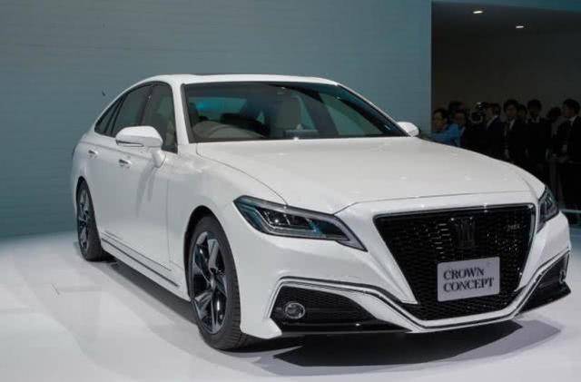 丰田15代皇冠亮相 V6引擎 后驱动力 车友 终于觉醒了 车型