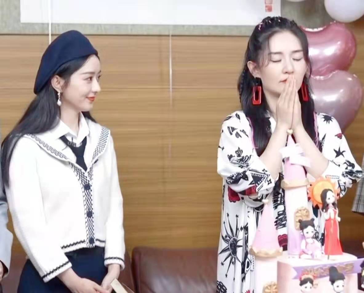 女主持|二胎复出！谢娜回归快本获赵丽颖现身支持，闺蜜感情好动人