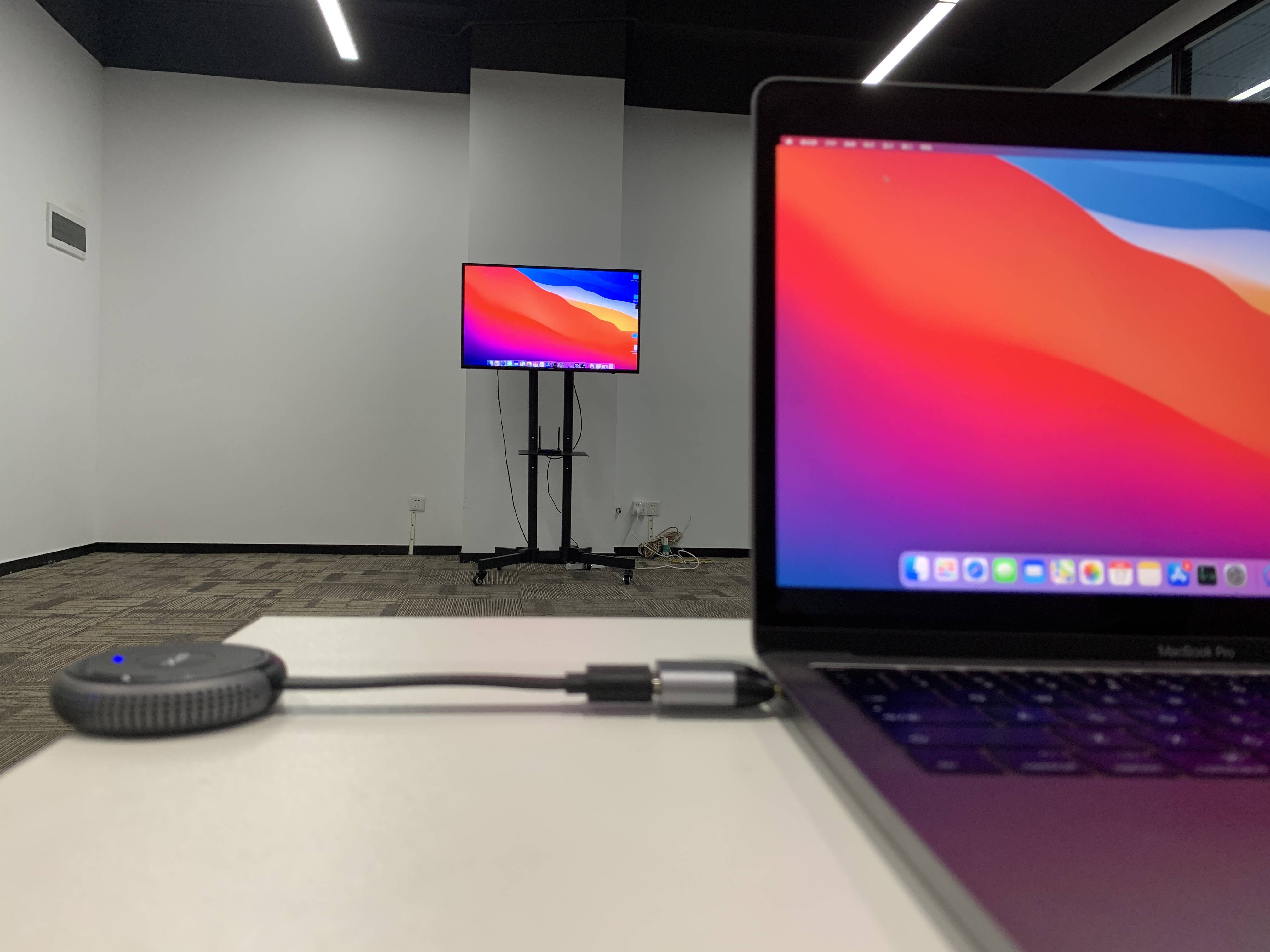 无线投屏器有啥用从实测角度告诉你这款投屏器值不值得买