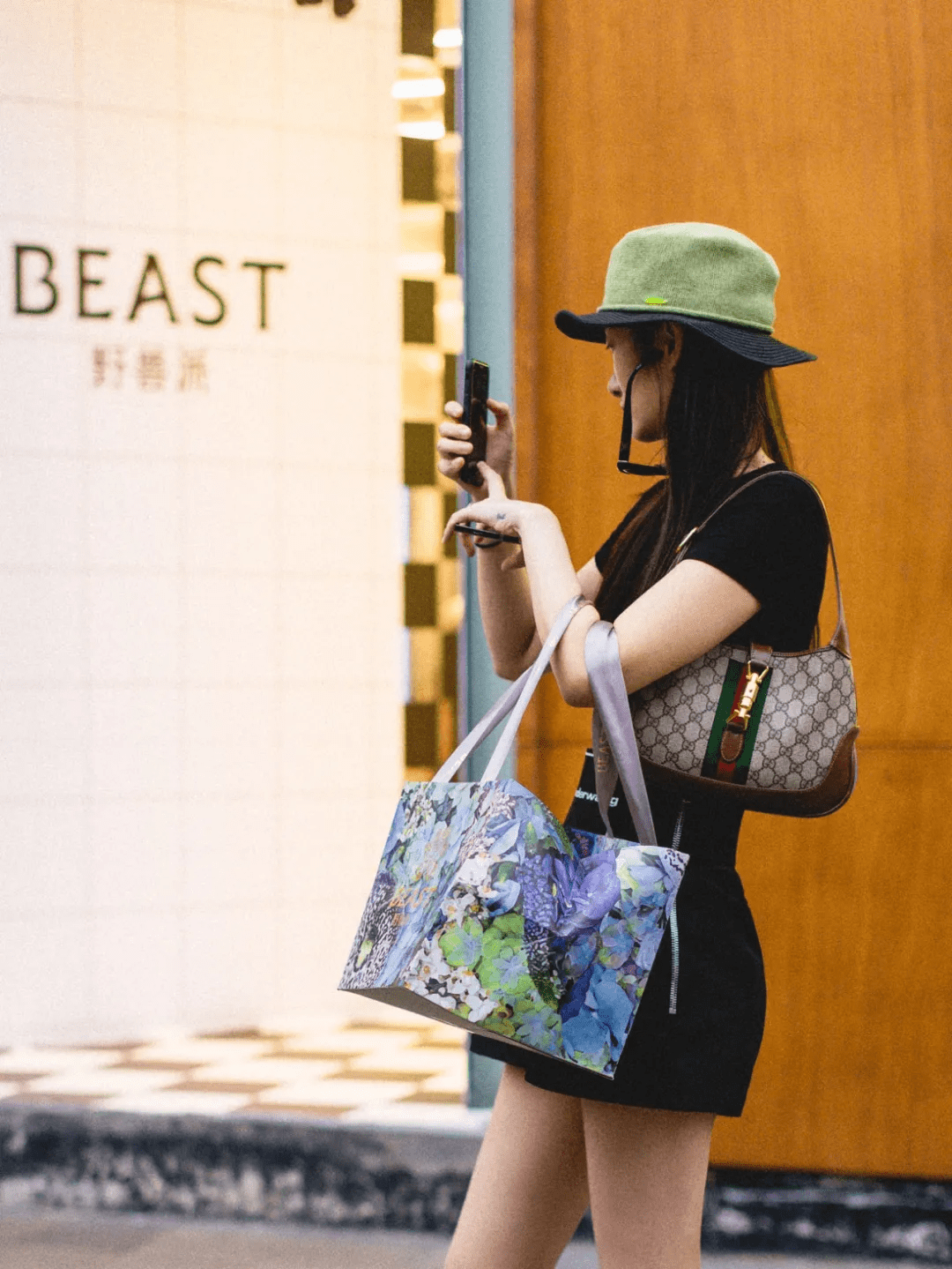 五原|夏末的清凉装扮，街头姑娘们的穿法也太多了吧